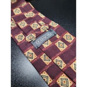 Coach Men's Necktie Burgundy Geometric Silk 3.75" x 56" Excellent
